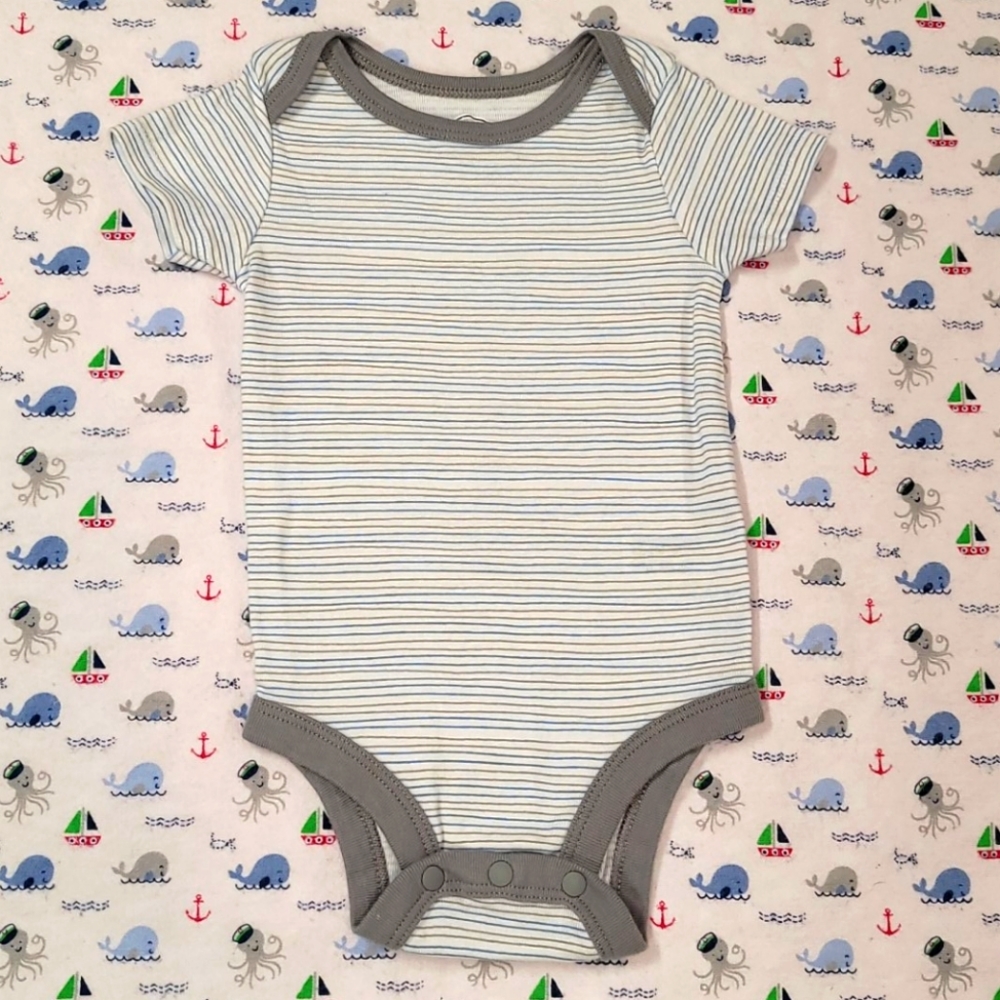 🔵 2 PACK • SZ 6MO • Onesies 🔵 - Picture 5 of 7